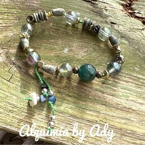 Harm adorned bracelet